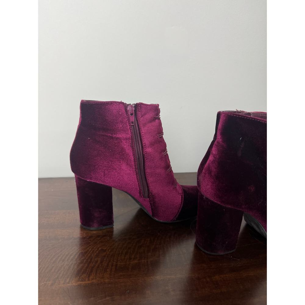 JustFab High Heel Boots, Magenta, Velvet Size US 8.5 - Picture 3 of 13